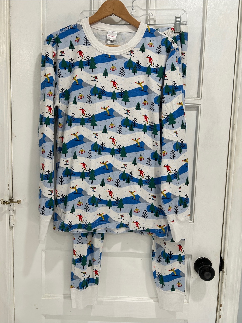 Hanna Andersson Organic Cotton Adult Ski Print Winter Pajama Set Long Sleeve - M